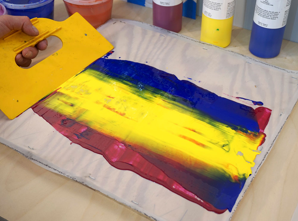 How to Make Your Own Blank Clear Acrylic Paint Medium Cheap  Acrylic paint  mediums, Acrylic painting diy, Acrylic gel medium