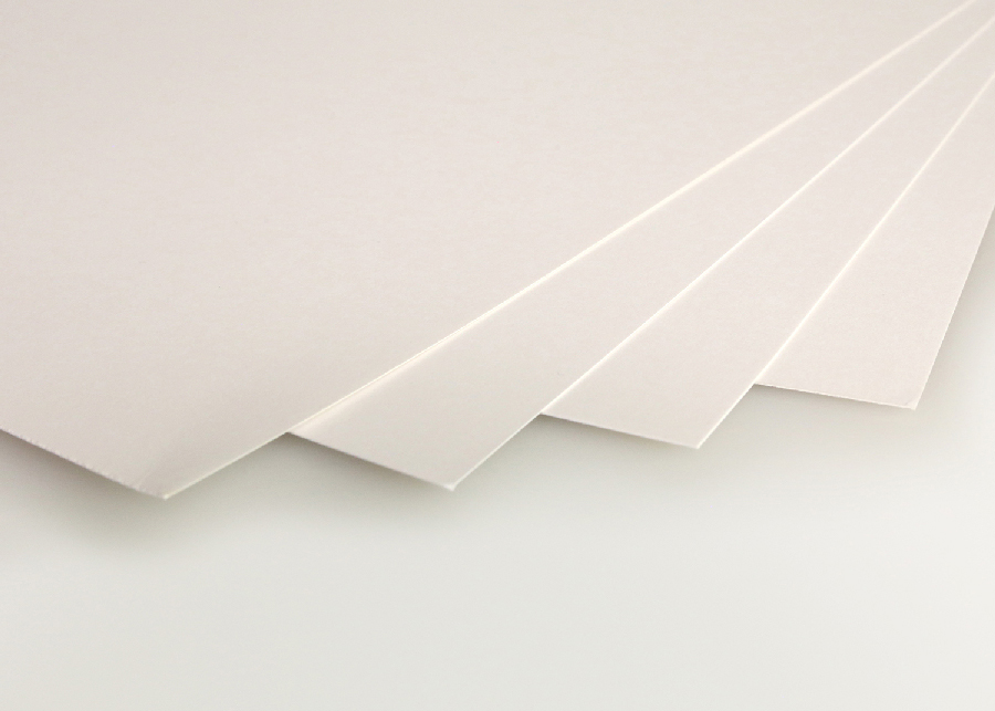 The Difference Between Bristol Smooth and Bristol Vellum by
