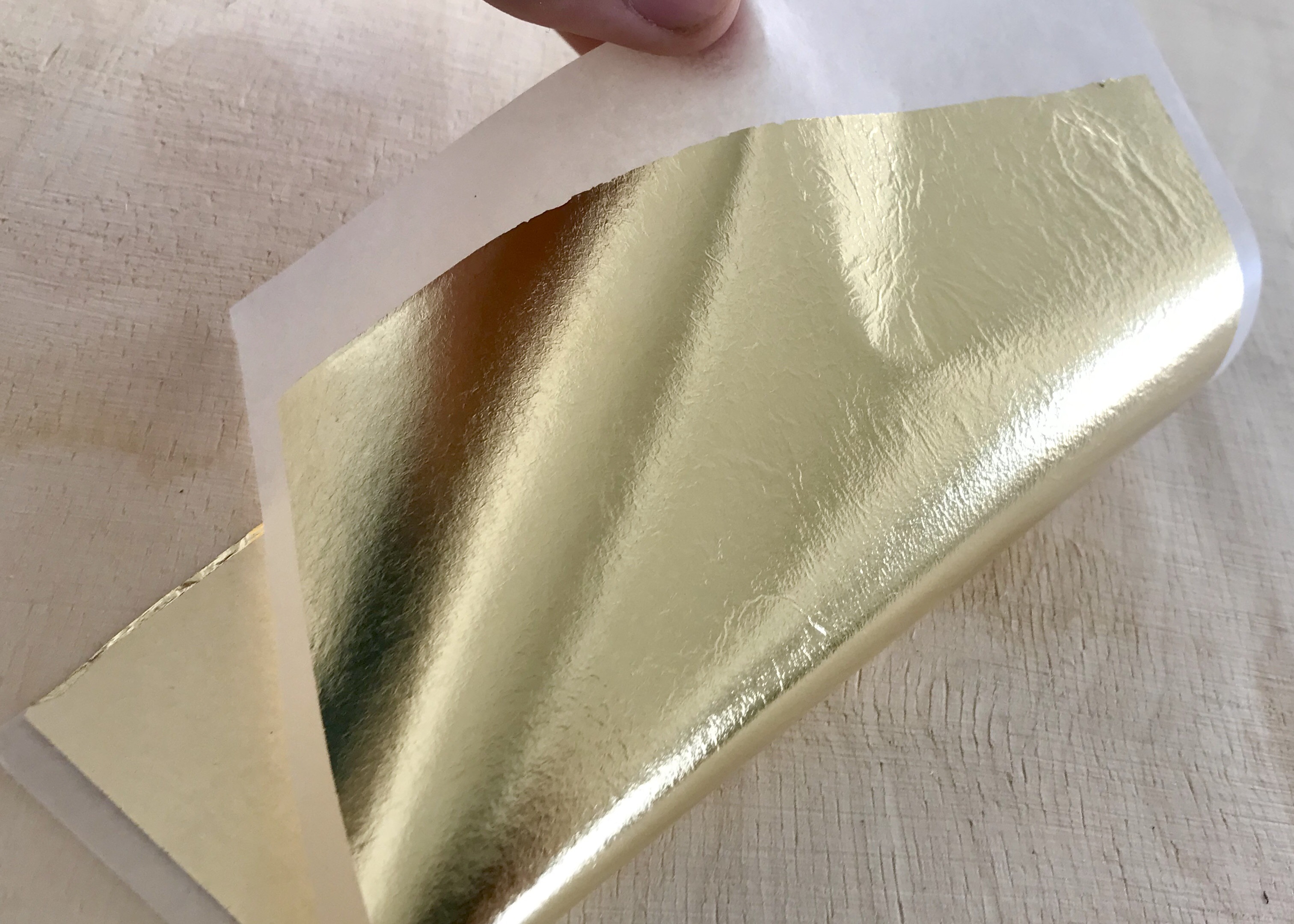 40 Pcs 24K Gold Leaf Gold Foil for Artwork & Crafts Size