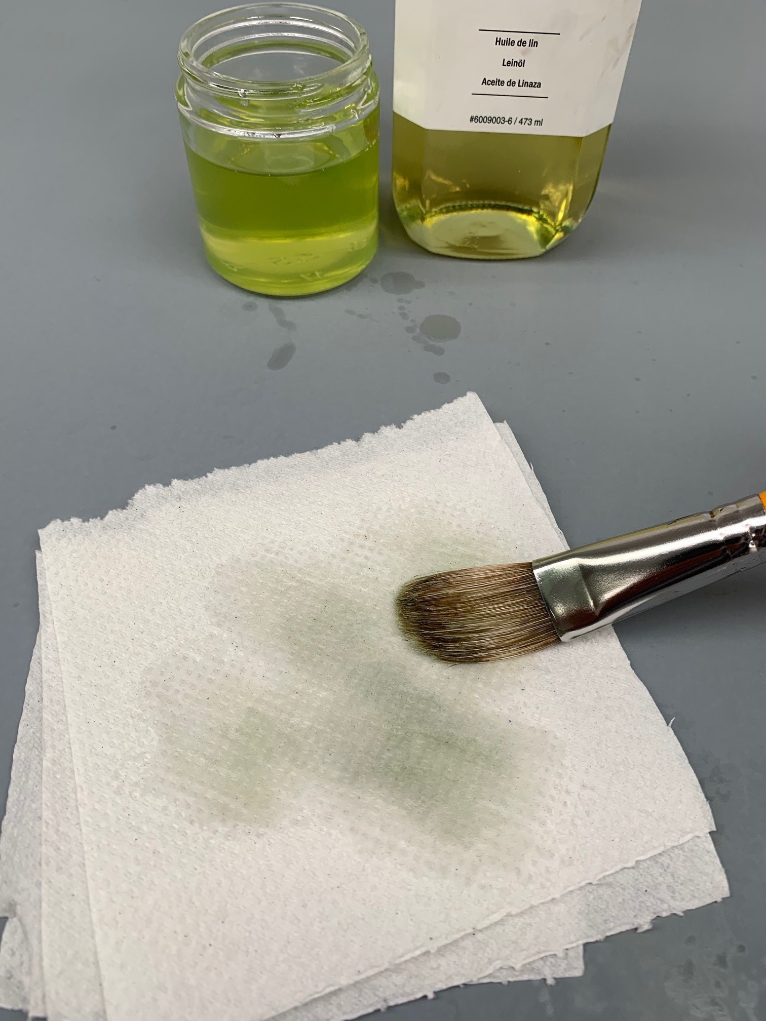 washing oil paint brushes